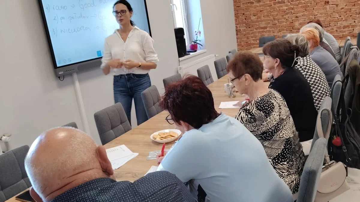 Angielski dla seniorów – nauka przez zabawę – zdjęcie 1 z 1